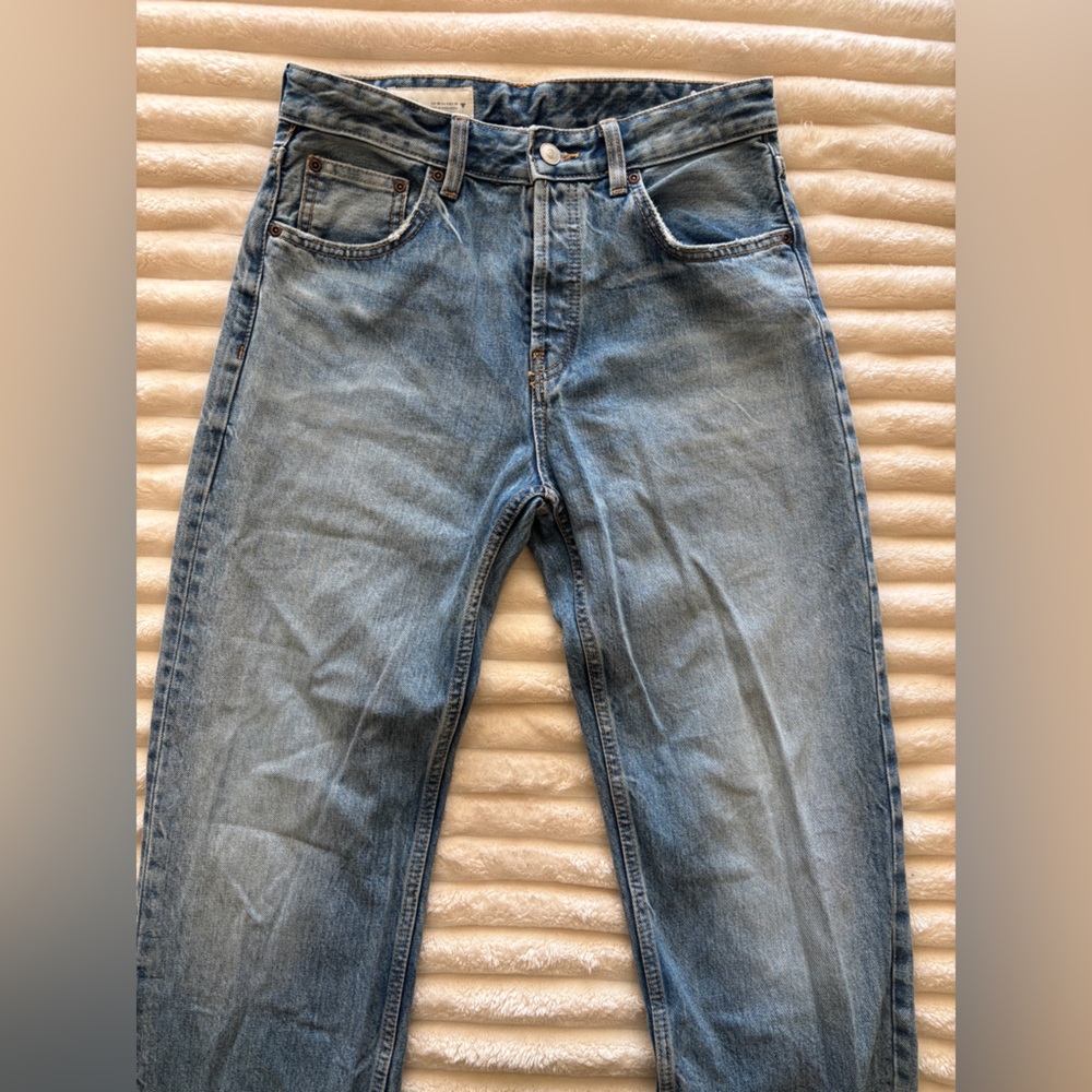 Zara Light Blue Relaxed Jeans